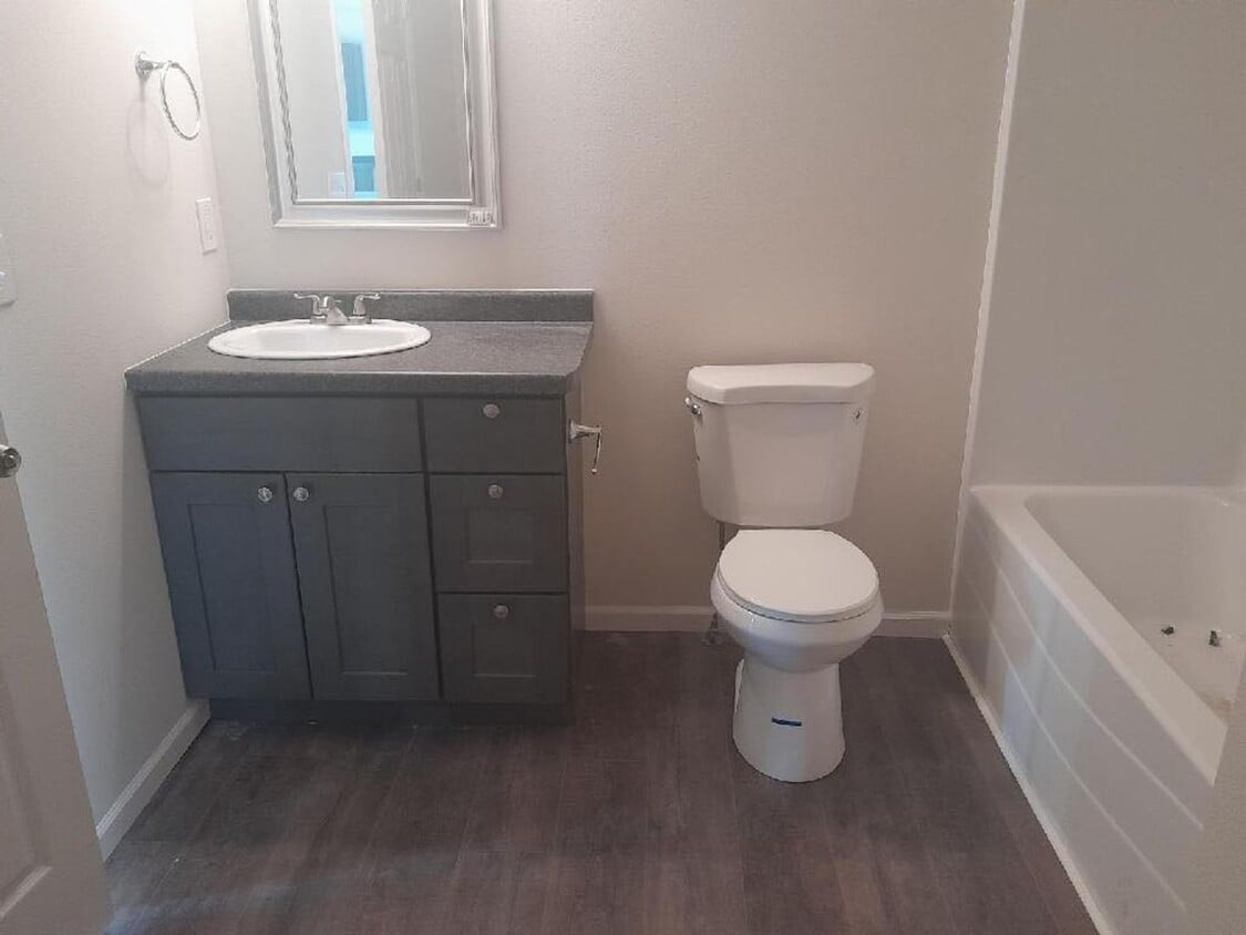 Foto del edificio - 3 Bedroom Duplex