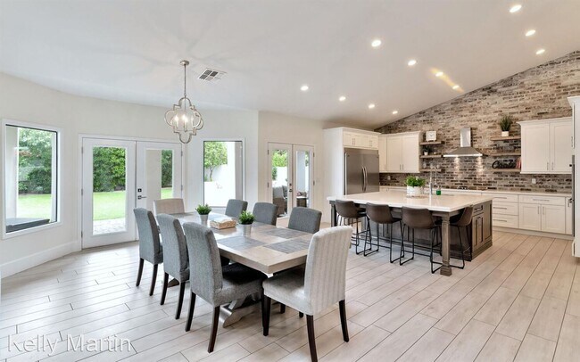 Foto del edificio - 5 br, 3 bath House - 12823 N 78th St