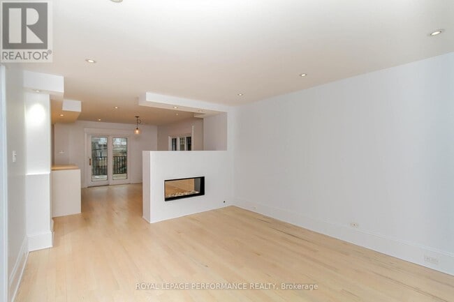 Building Photo - 14 Clarey Ave