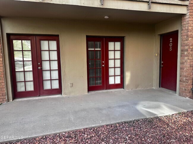 Foto del edificio - 4433 N Stanton St