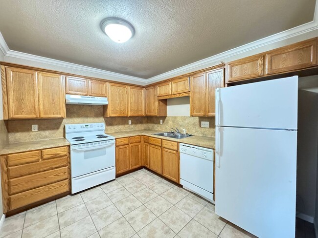 Building Photo - 1110 Powder River Dr