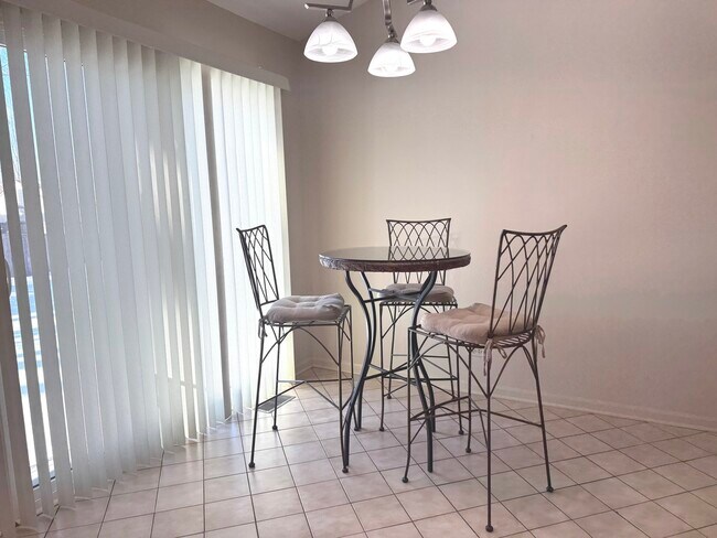 Foto del edificio - 6 Cimarron Ct