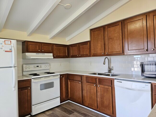 Building Photo - 1316 Arapaho St