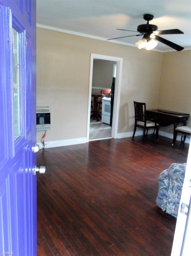 Foto del edificio - 2 br, 1 bath House - 2608 S Elm St