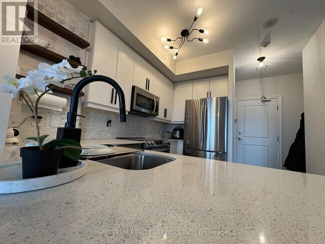 Photo du bâtiment - 7730 Kipling Ave