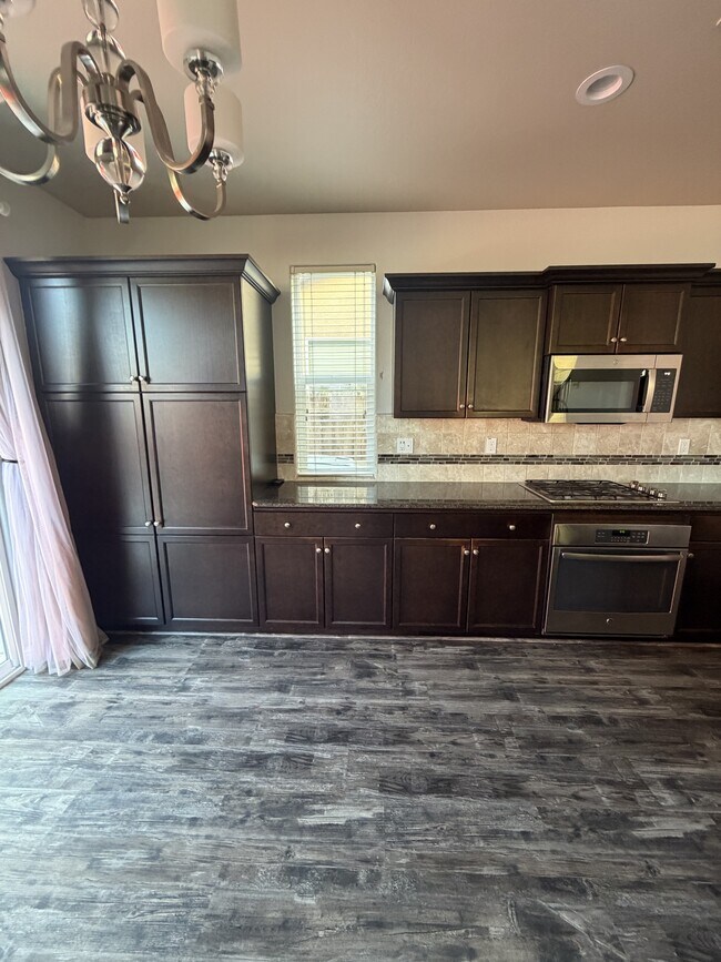 Foto del edificio - 3493 Elevations Way