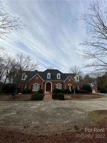 Foto del edificio - 7000 Old Providence Rd