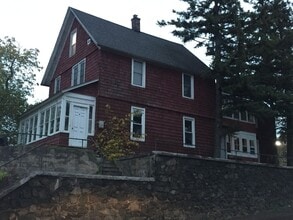 Building Photo - 801 E Montezuma Ave