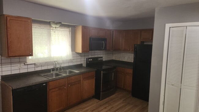 Photo - 10501 Baron Dr Apartment