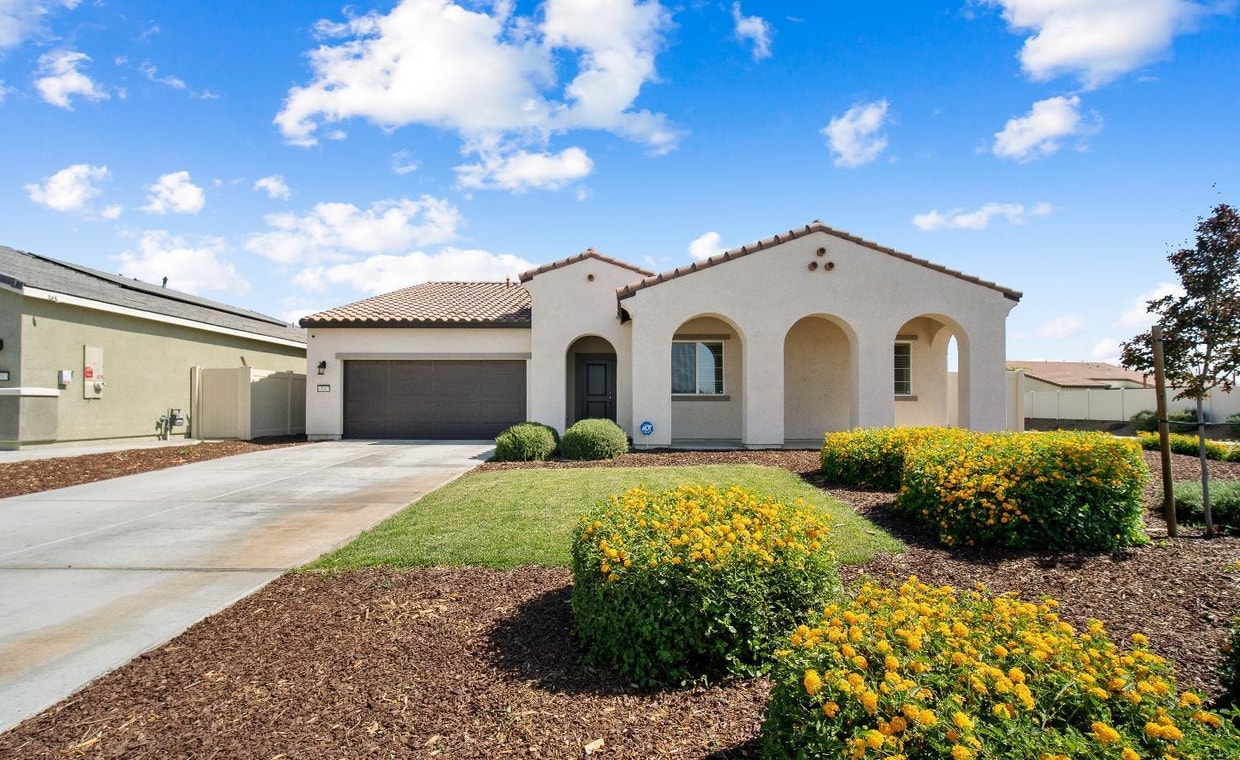 Foto principal - 10207 Yukon River Ave