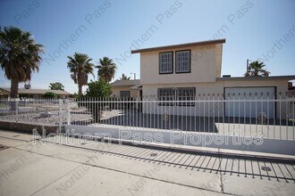 Building Photo - 4924 Winthrop Dr