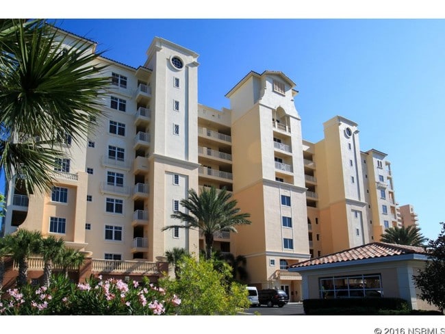 261 Minorca Beach Way Unit 304 New Smyrna Fl 32169 Condo Primary Photo 261 Minorca Beach Way