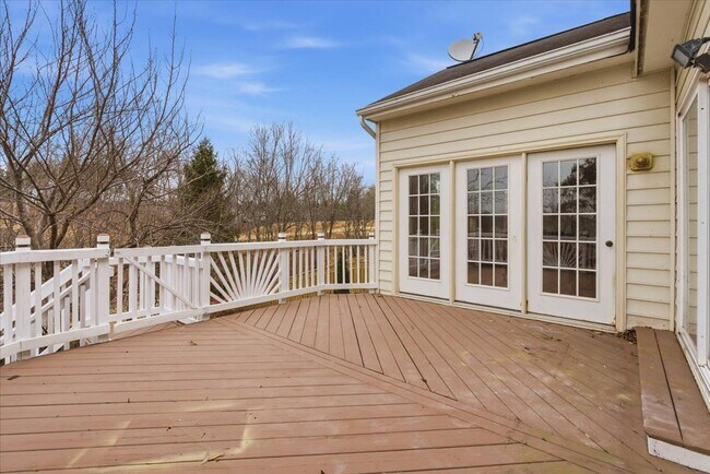 Foto del edificio - 3168 Tulip Tree Pl