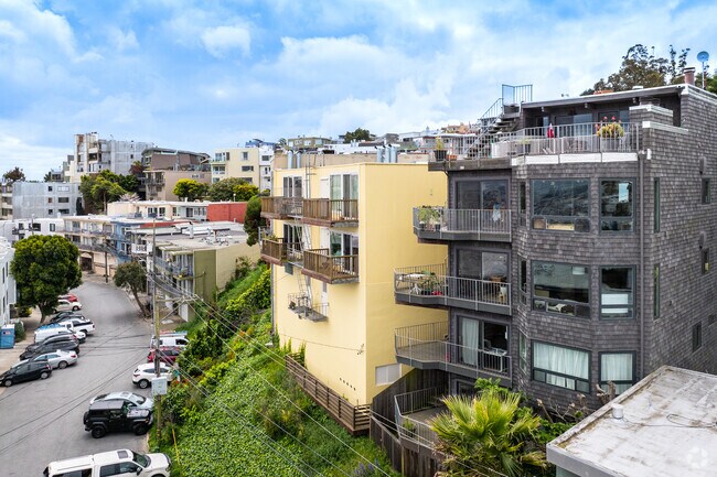 Alt. Exterior - 60 Grand View Ter