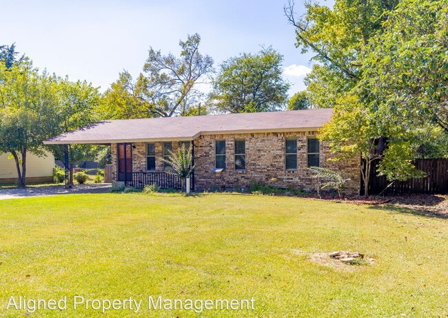 Building Photo - 4 br, 2.5 bath House - 1007 N Holly St.