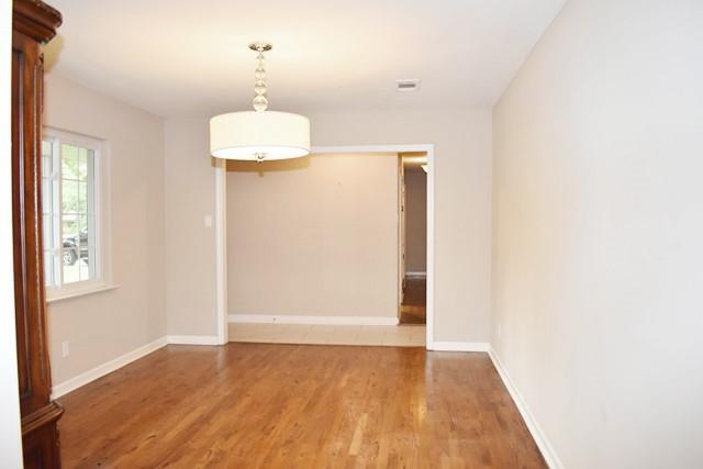 Building Photo - 609 Colleyville Terrace
