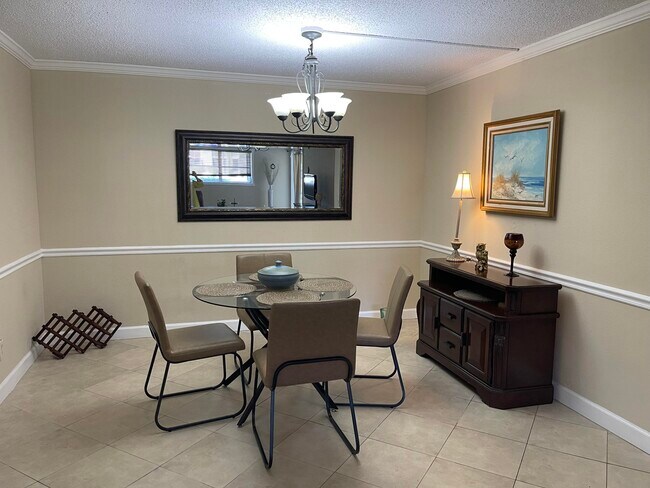 Foto del edificio - 22765 SW 66th Ave