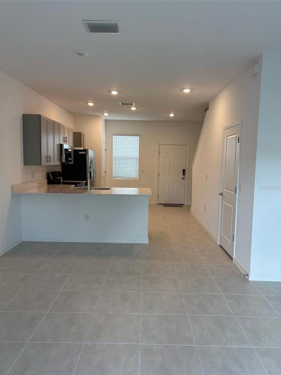 Foto del edificio - 8629 Daybreak St