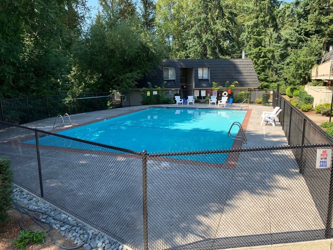 Primary Photo - 9900 NE 124th St, #B131, Kirkland, WA 98034