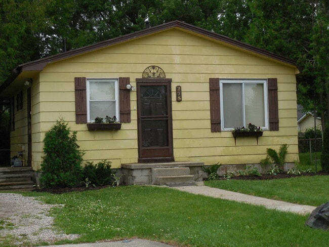 Building Photo - 275 Parkway