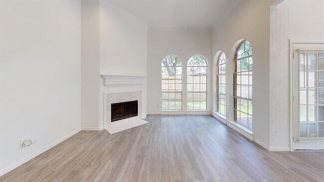Building Photo - 3914 Fordham Park Ct