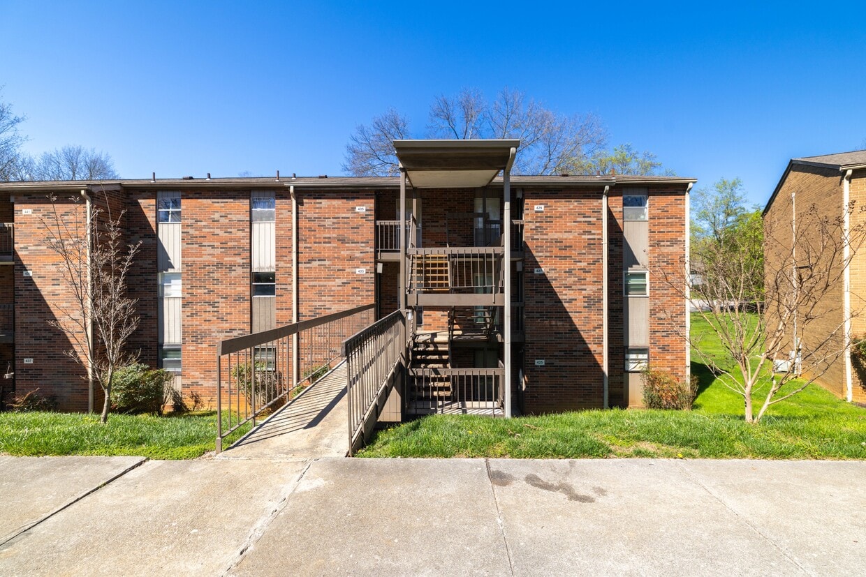 Photo - 431 Canberra Dr (Knoxville, TN)