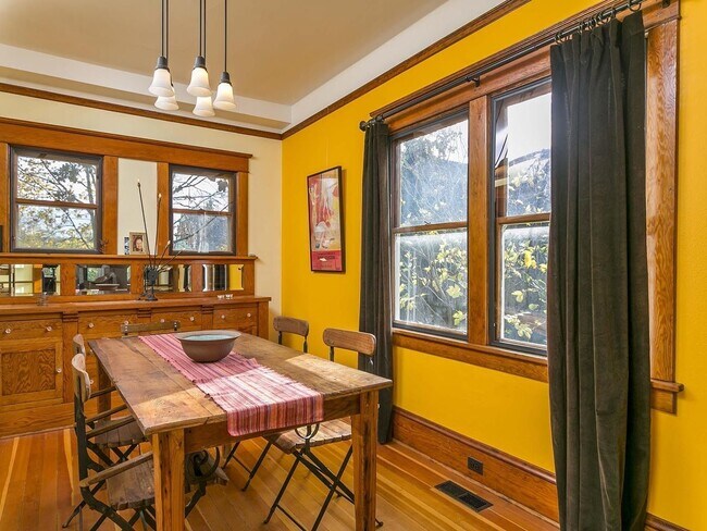 Foto del edificio - Beautiful NE Home Ready for Rent