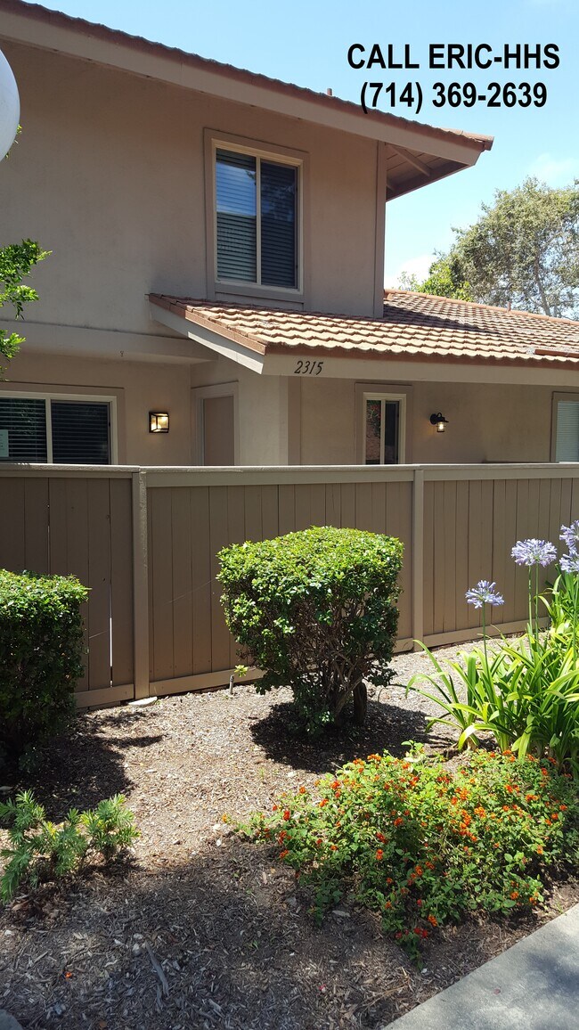 Building Photo - 2315 Fuschia Ln
