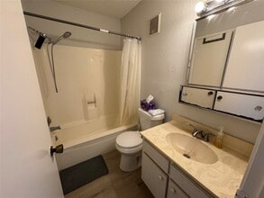 Building Photo - 12959 Wirevine Ln