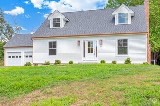 Building Photo - 214 Mixville Rd