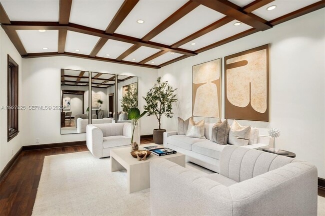 Building Photo - 3310 Granada Blvd