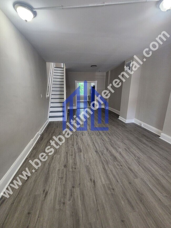 Foto del edificio - Spacious 3 Bedroom 2 Bathroom in East Baltimore