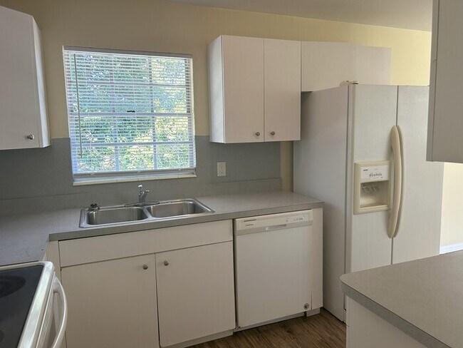 Foto del edificio - 3605 W Leila Ave