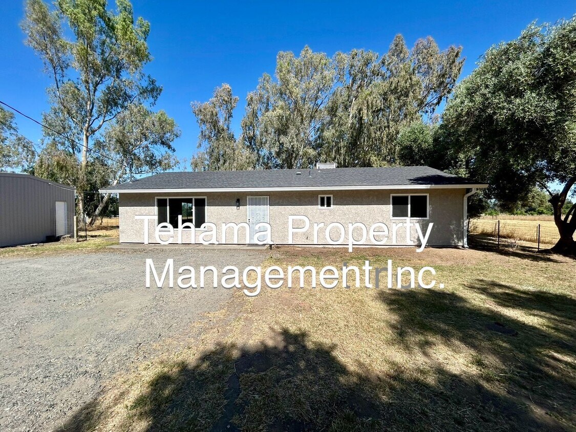 Primary Photo - Charming 3 bedroom 2 bath home in Corning