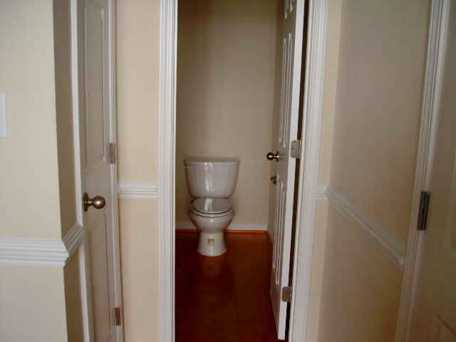 Foto del edificio - 301 Bartlett Circle