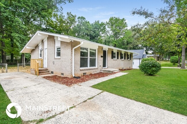 Foto del edificio - 4808 Thornwood Rd