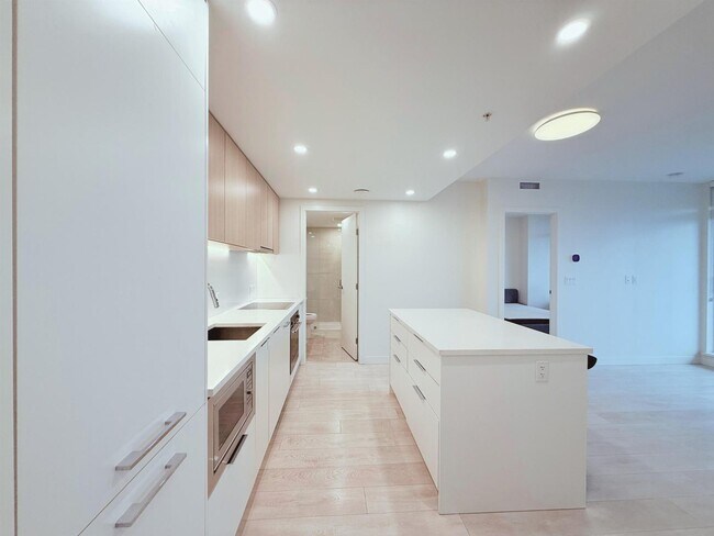 Photo du bâtiment - 13318-13104 104 Ave