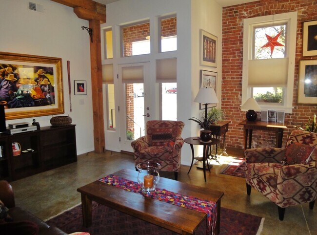 Living area - 2501 Grove St