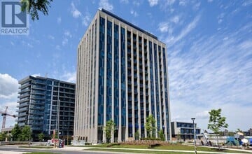 Building Photo - 75-175 The Donway W