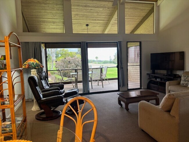 Foto del edificio - 2 Bedroom / 2 Bath Loft Condo on Golf Course