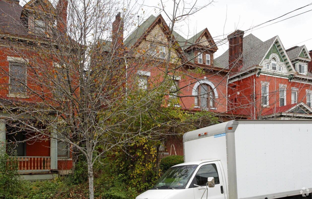 226 Stratford Ave, Pittsburgh, PA 15206 Apartments in Pittsburgh, PA