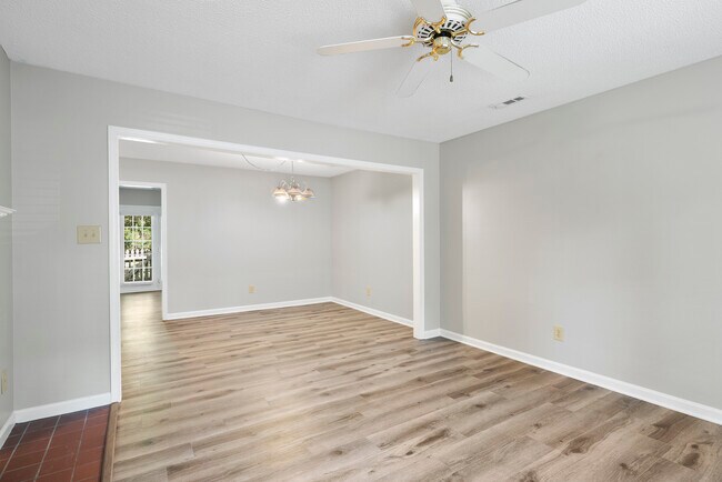 Building Photo - 7926 Brown Bark Pl