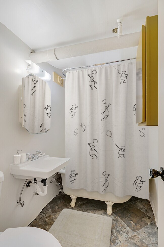 Monadnock Apartments Apartments in Minneapolis, MN