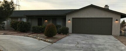 Building Photo - 17432 Seaforth St