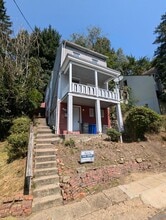 Building Photo - 940 Rothpletz St