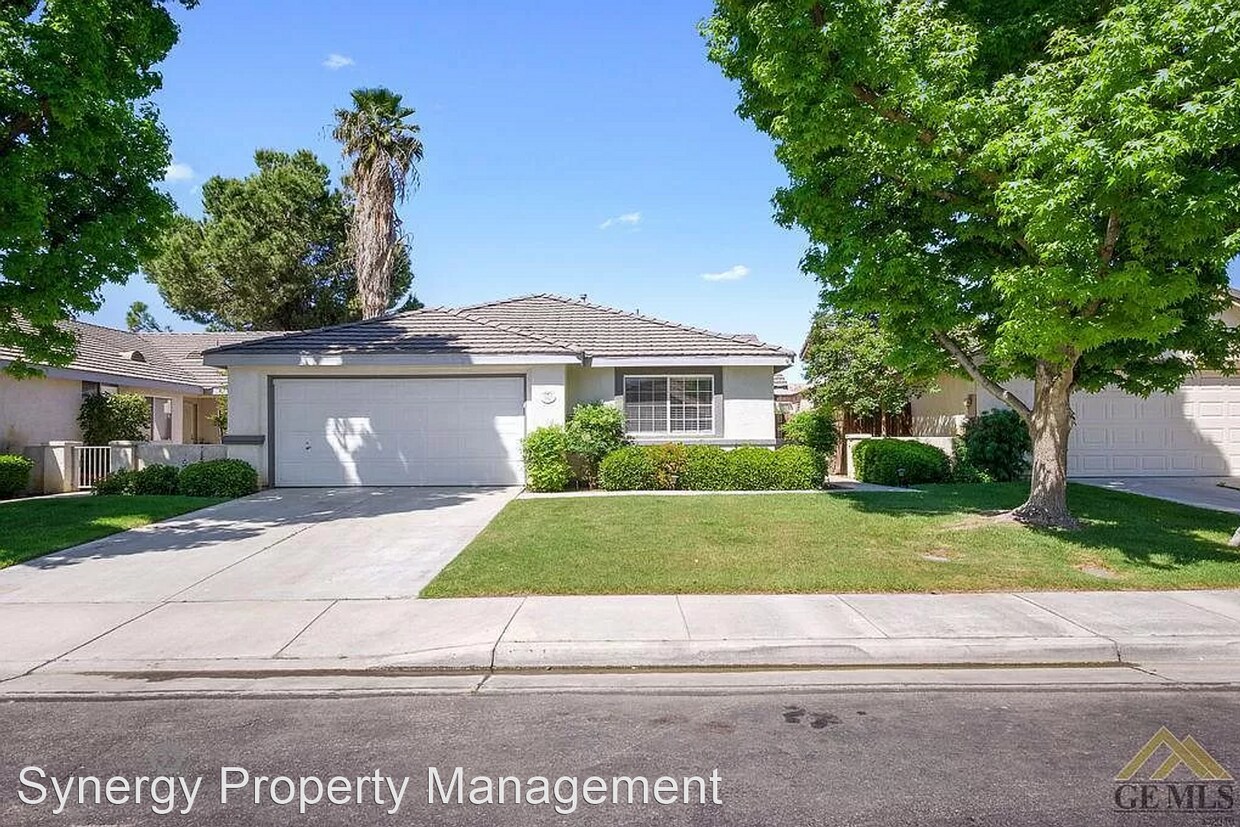 Foto principal - 4 br, 2 bath House - 5013 Shadow Lake Drive