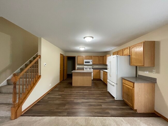 Building Photo - 649 Linda Ct