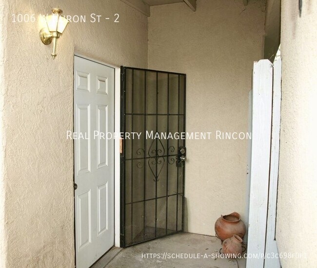 Building Photo - Coming Soon!! Close to Downtown, A Mountai...