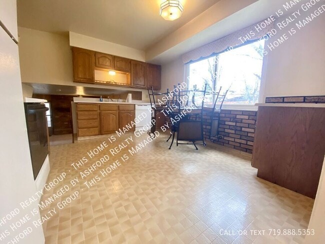 Building Photo - 4262 N Hammock Dr
