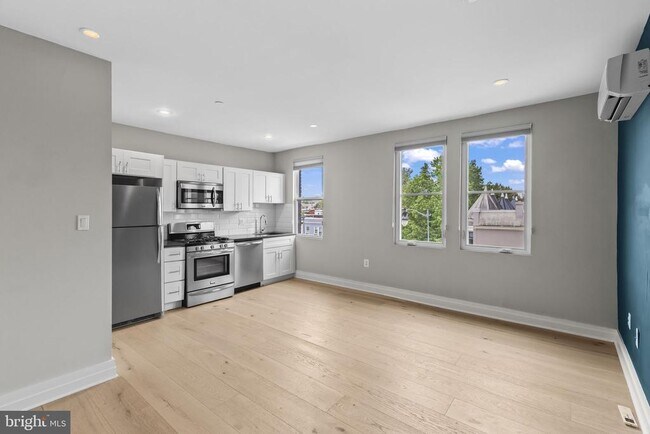 Building Photo - 3101 Sherman Ave NW